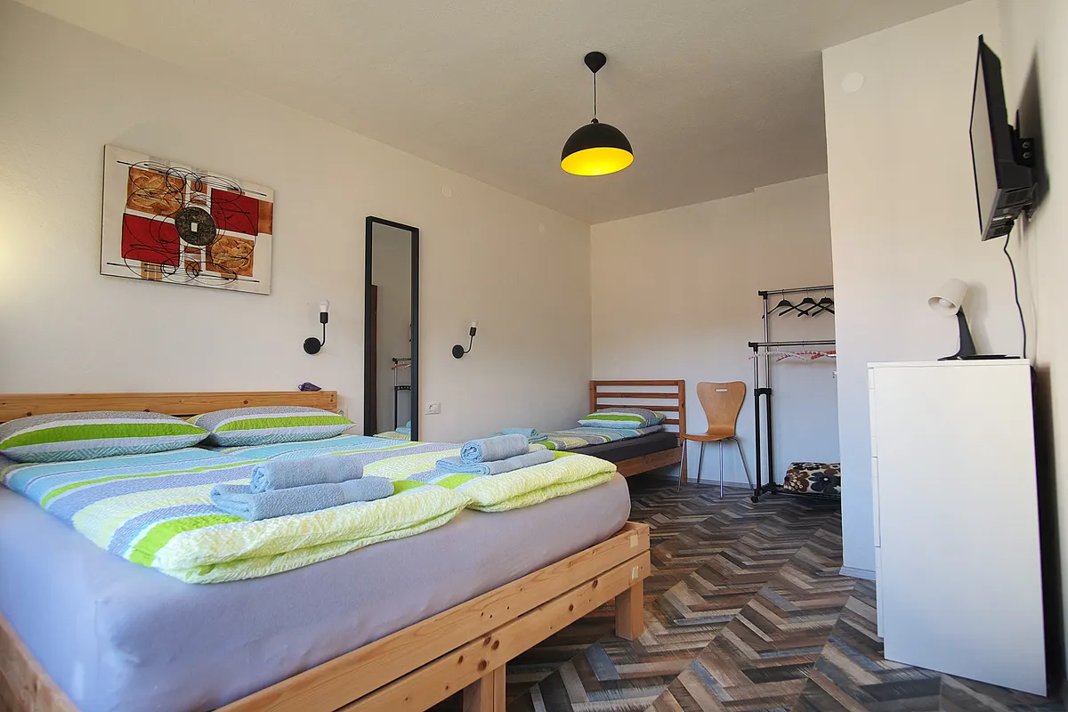 DREAM - APARTMENT WITH MOUNTAIN VIEWS - bedroom in Tolmin