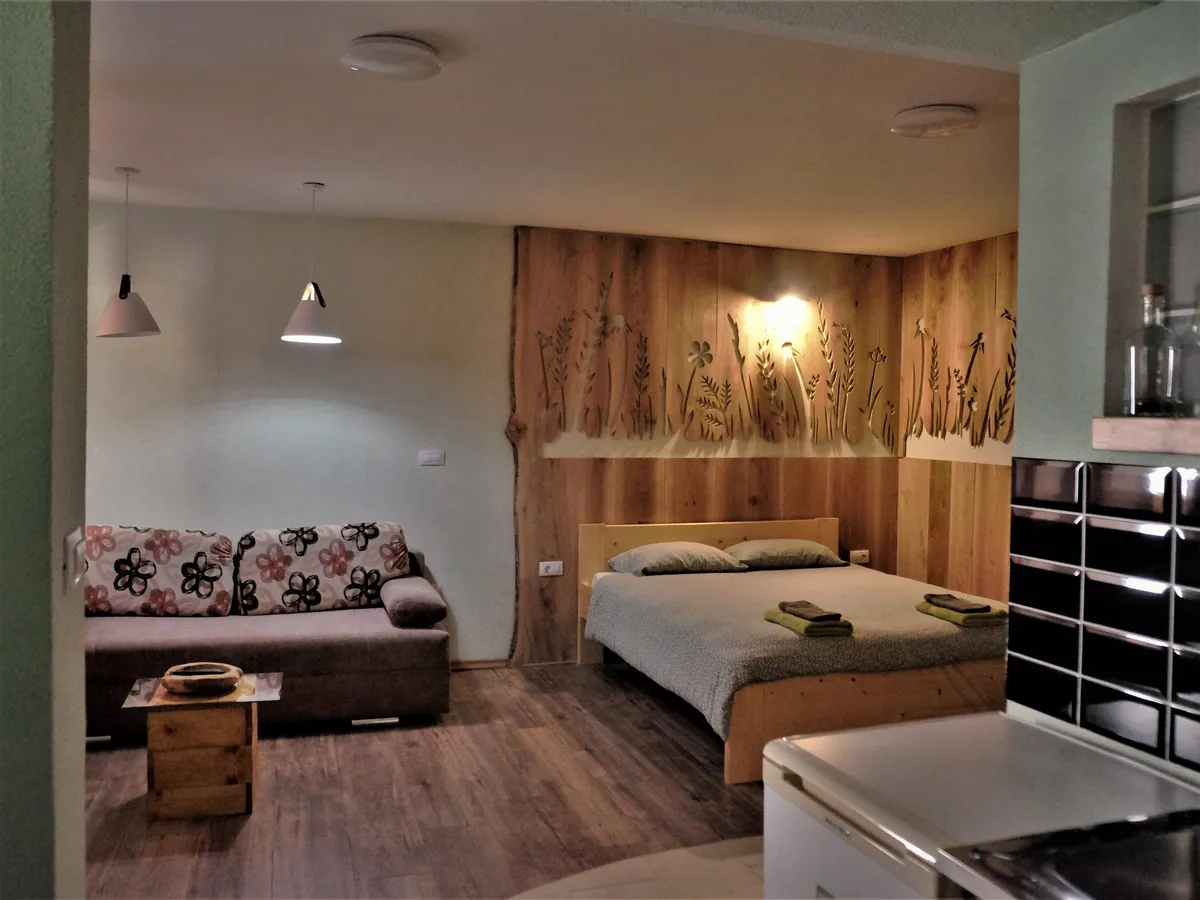 RELAX - BOUTIQUE SOČA - bedroom in Tolmin